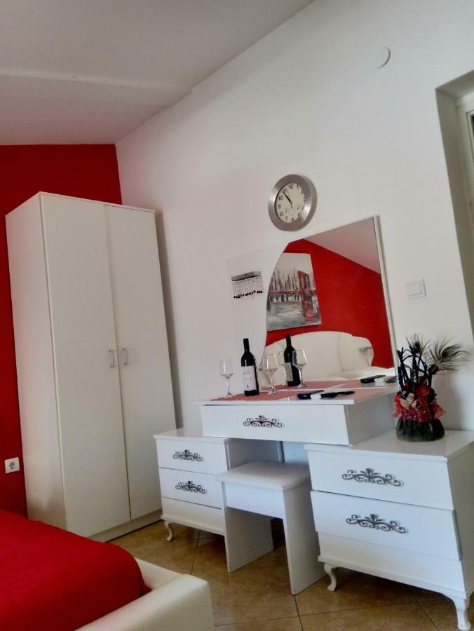 Apartmani M Herceg Novi Exterior photo